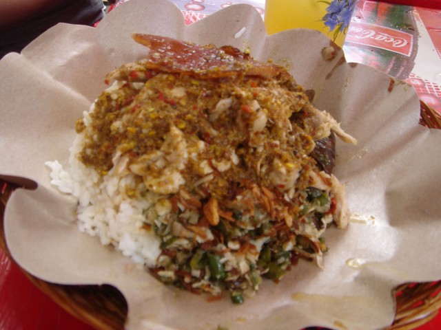 "Babi Guling" (Suckling Pig) as the final dish - actually the spicy chillies were relatively hot, the kick was good though!