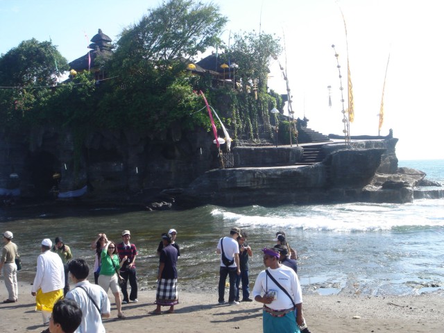 It also proves to be a popular picture motiv for tourists, like us!