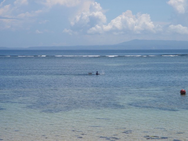 Looking straight outwards from the beach.