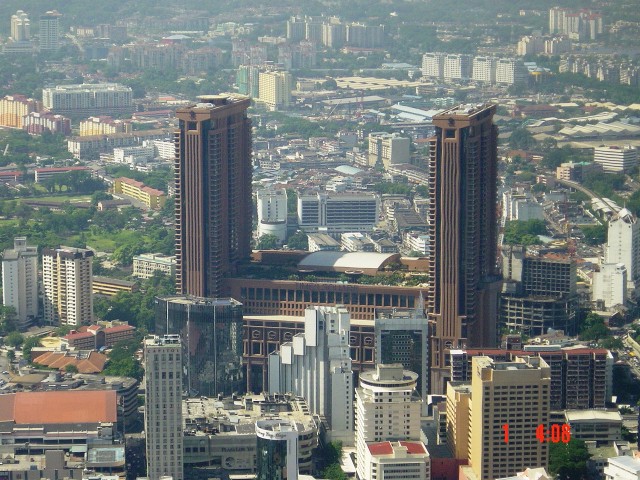 One of the hotel twin-tower buildings (Twin-towers seems to be the norm in KL!)