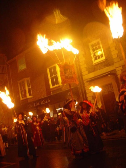 lewesbonfirenite2002_008.jpg