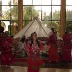 ...yet more dancing...