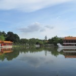 Tea-house on the left, and the stone boat to the right - great views all around :)